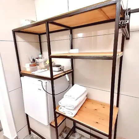 Konukevi Kosta Center Port 3*